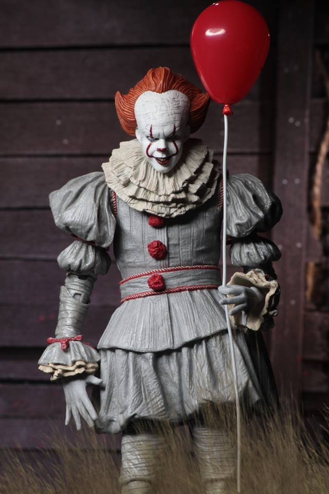 NECA It (2017) Ultimate Pennywise Figure